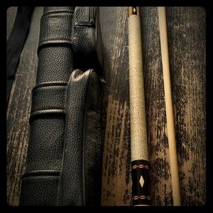 Vintage Huebler Cue